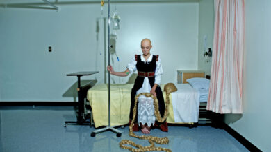 Dina Goldstein : Fallen Princess 9 Rapunzel 1200x