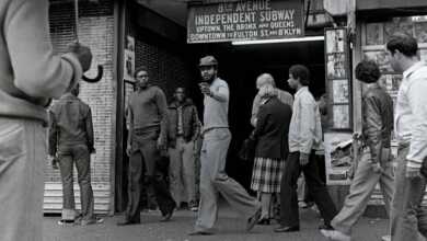 Geoffrey Hiller : 1980'lerde New York'un Vahşi Sokaklarında Dolaşmak 34 Roaming the Wild Streets of New York in the 1980s header