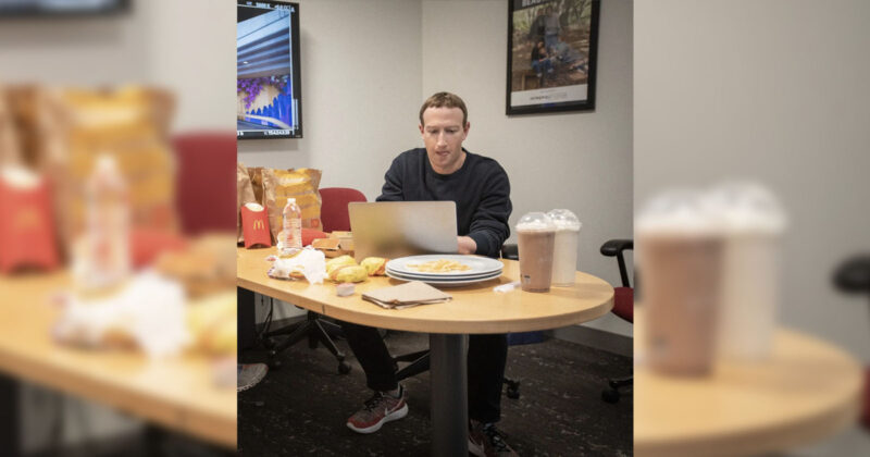 Mark Zuckerbergs Photoshopped Picture Highlights his Dislike of Apple