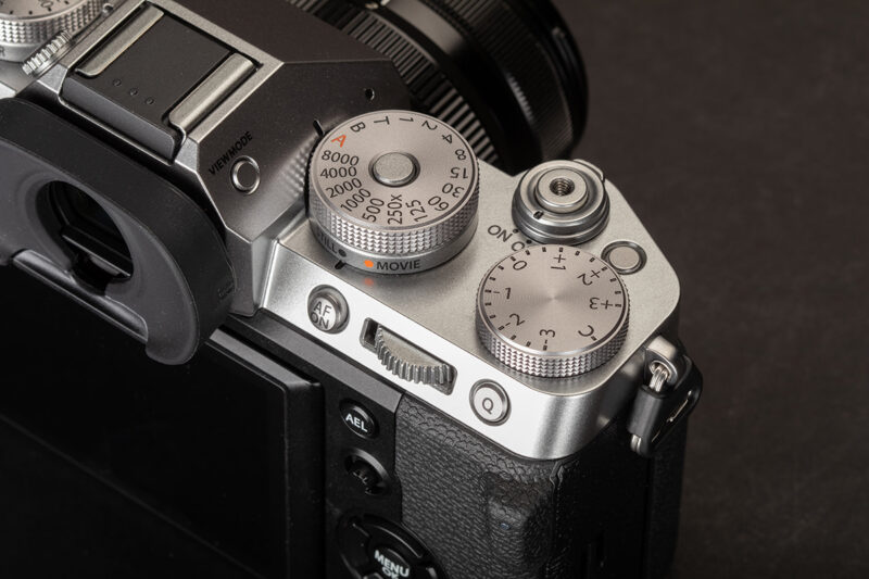 Fujifilm X T5 shutter exp comp dials