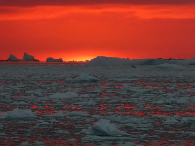 Earth science runner up Burning through the frozen south Michael Meredith