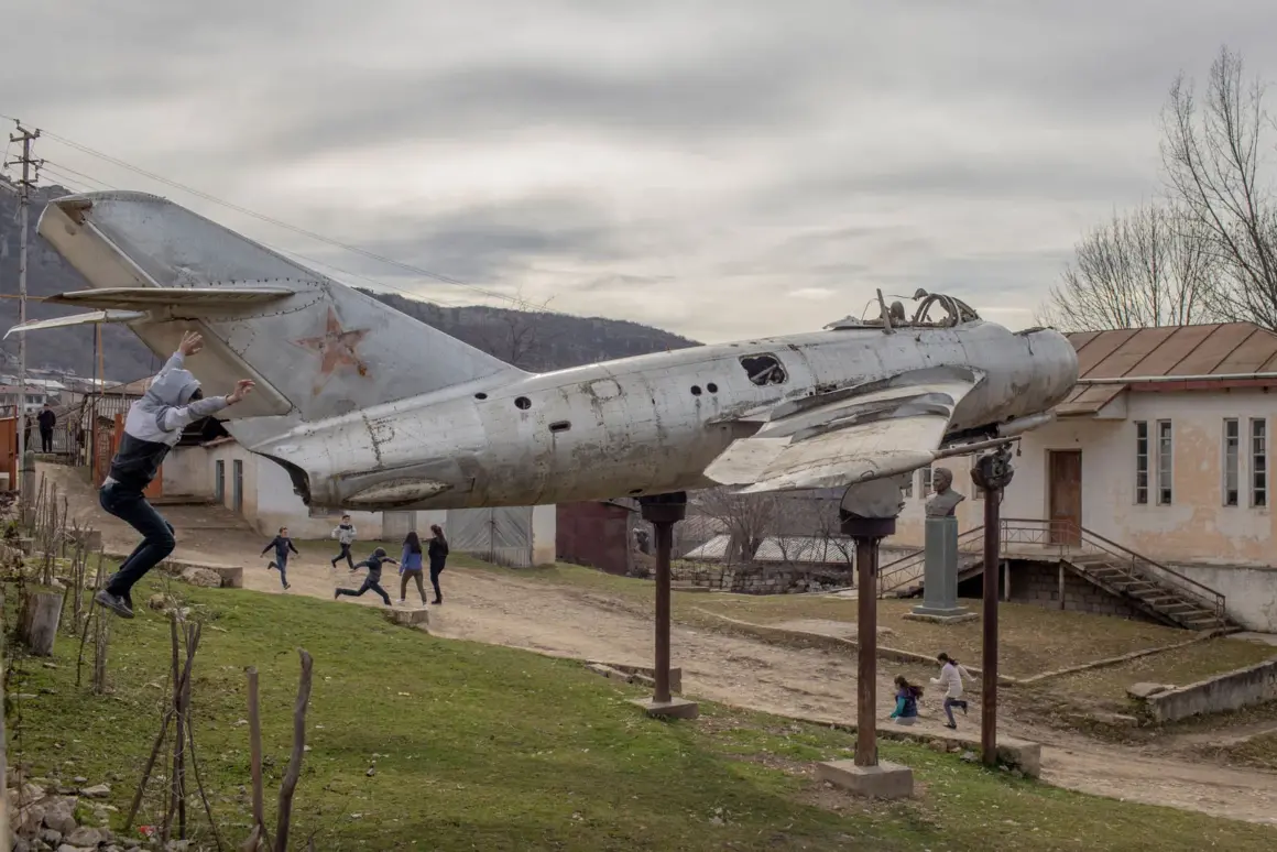 14 © Anush Babajanyan Fernandez Nagorno Karabakh War and Exodus