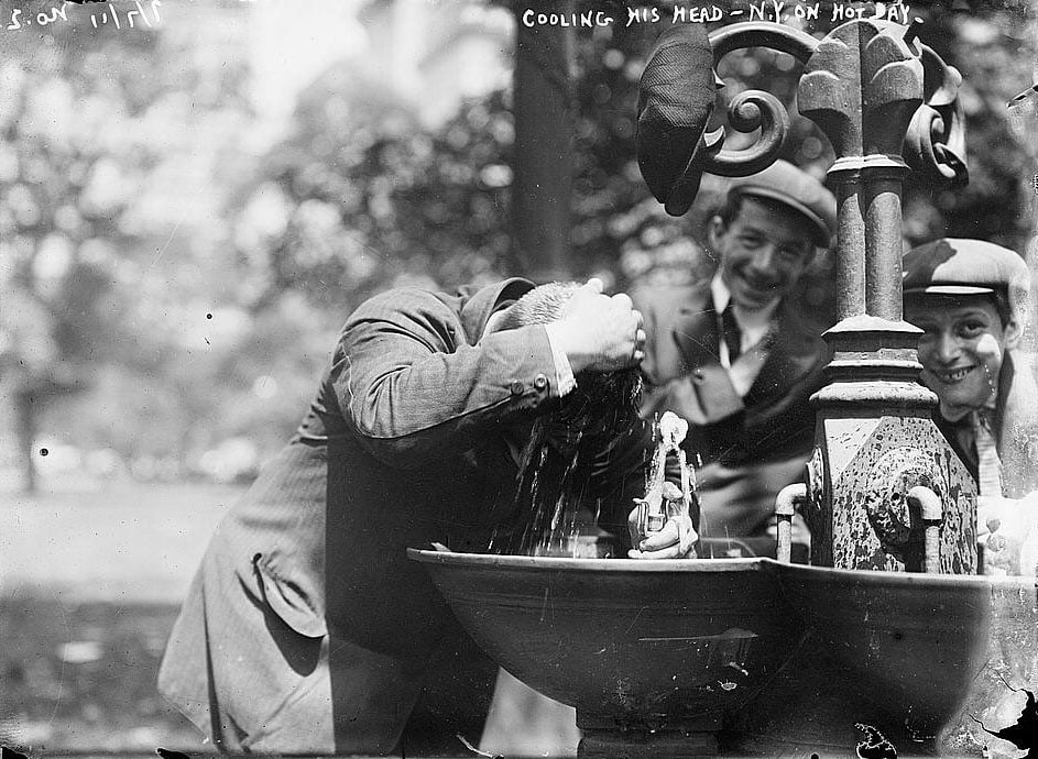 1911den Fotograflar New Yorkun Olumcul Sicak Hava Dalgasiyla Mucadelesini Gosteriyor 002