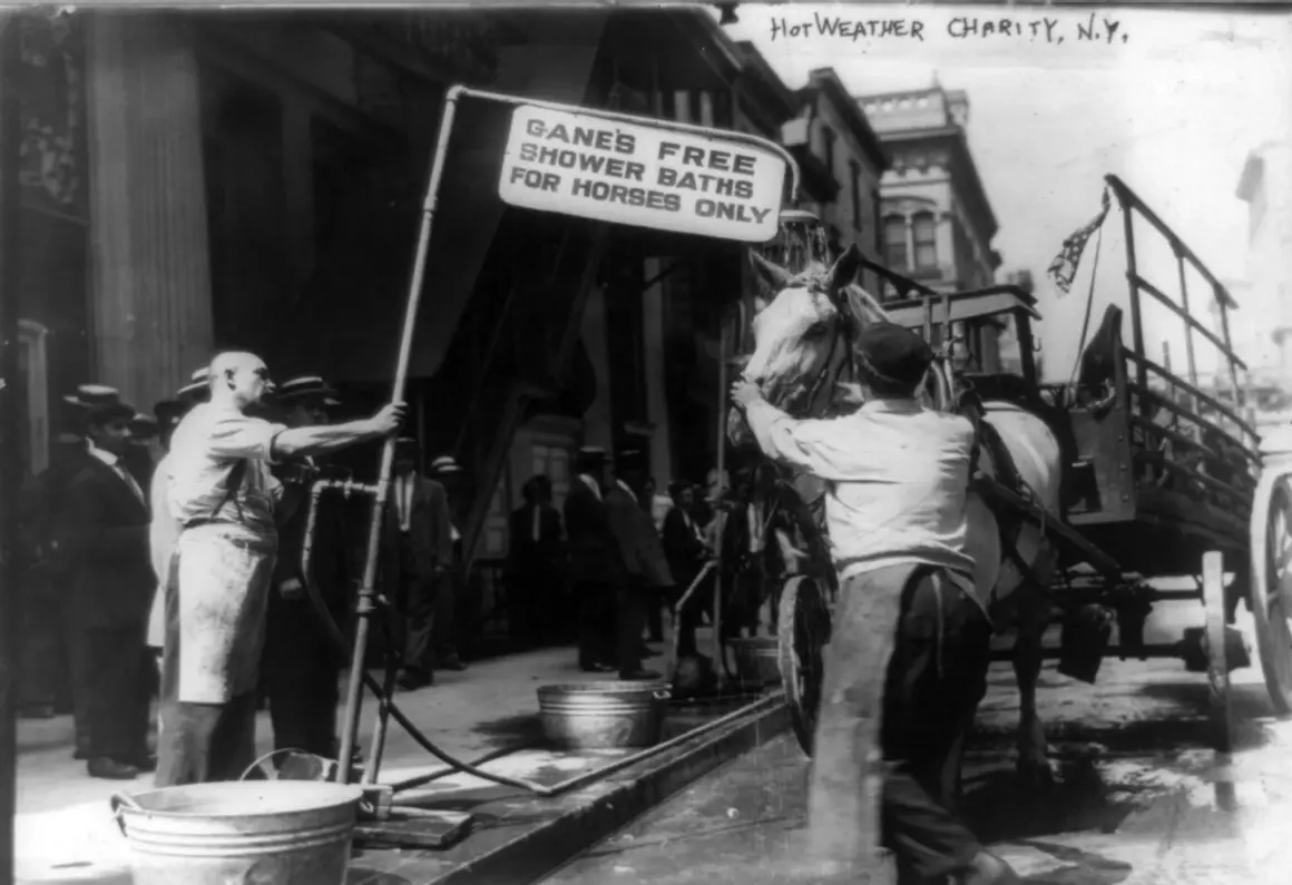 1911den Fotograflar New Yorkun Olumcul Sicak Hava Dalgasiyla Mucadelesini Gosteriyor 005