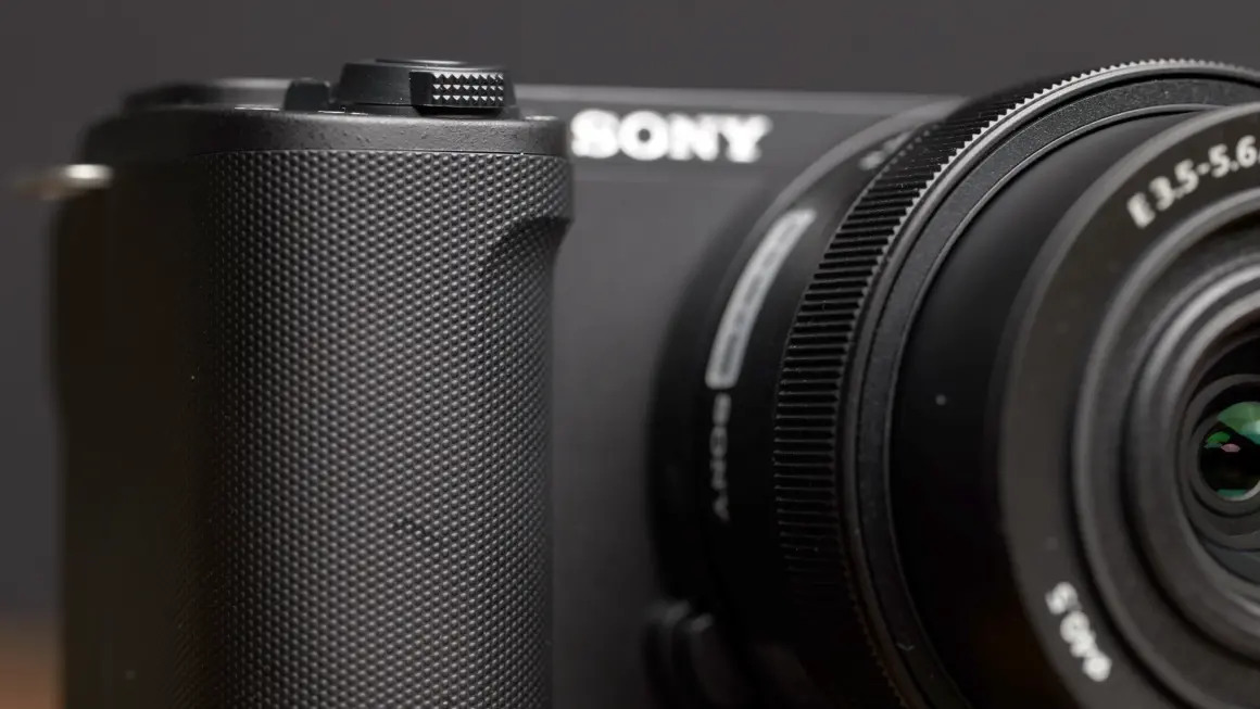 ZV E10 II vs S9 Sony Grip