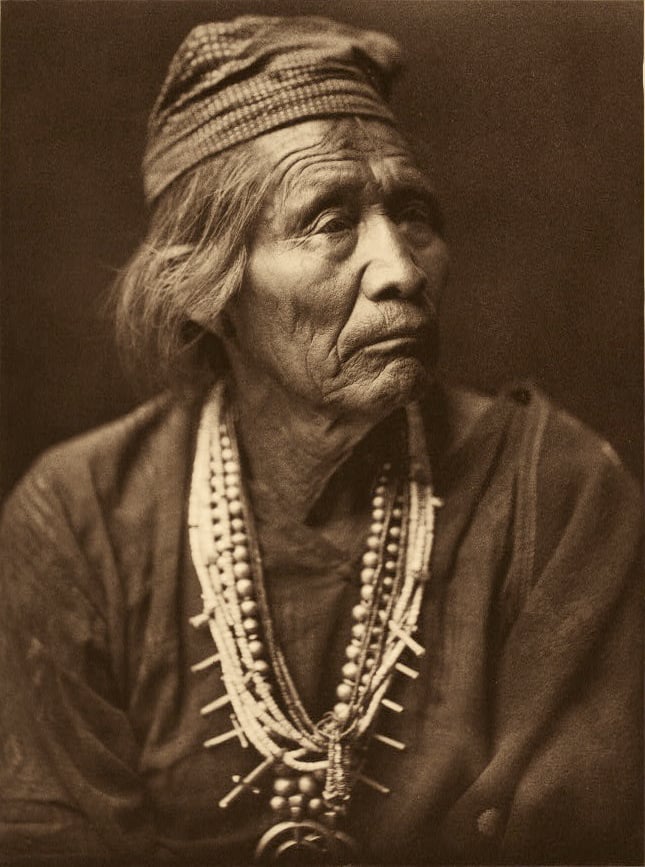 Edward S. Curtis : The North American Indian 8 Navajo medicine man