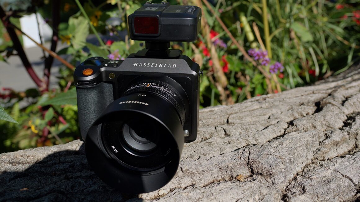 Best Cameras For Photographers X2D