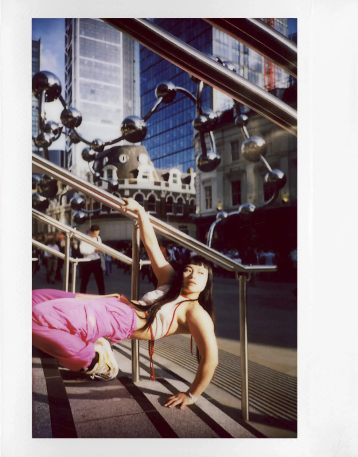 2024 09 03 UK manuela fraioli choi ha leung lomo instant wide glass edited 0016