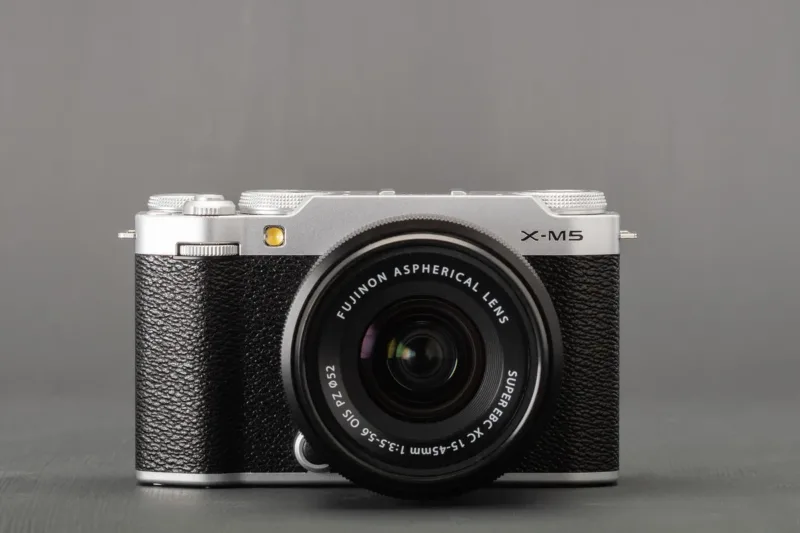 Fujifilm X M5