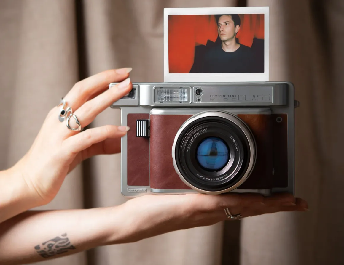 Lomo'Instant Wide Glass