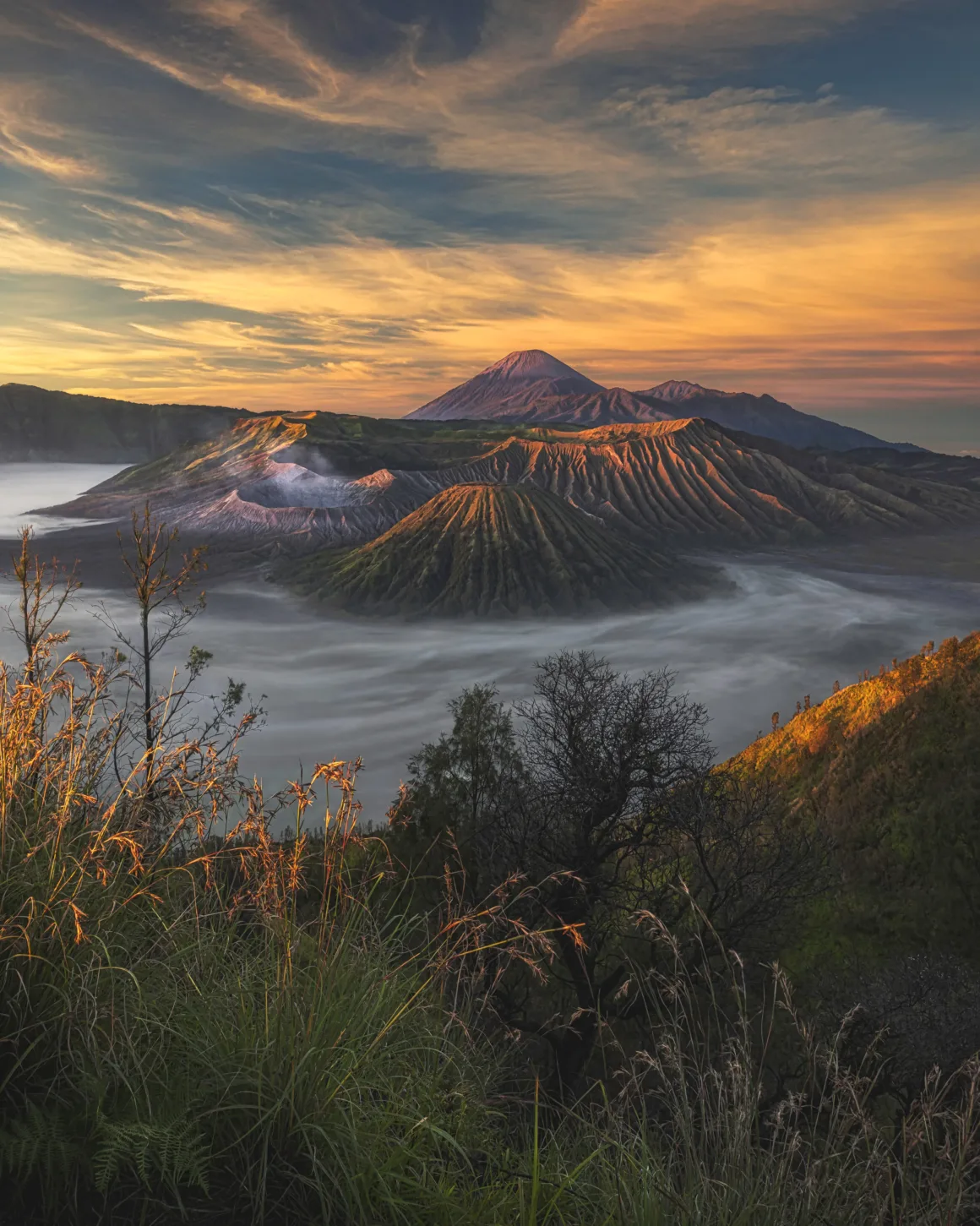 53909 Yuri Vantowski Sunrise Over Mount B