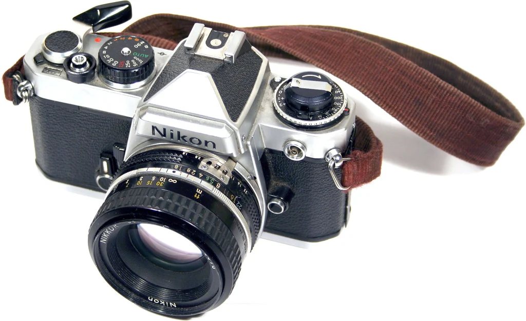 Nikon FE