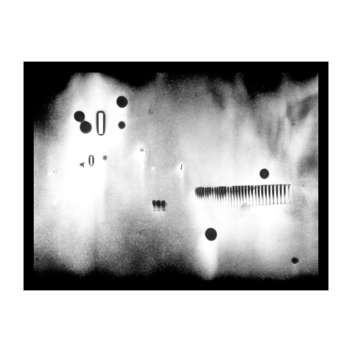 Antony Cairns’in Fotoğrafları Ka’da 2 LDN3 153 2018 Silkscreen print on Fedrigoni Symbol Ice 300gsm paper. Negative date 2014 34 x 45 cm paper size Edition of 50