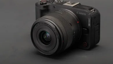 Canon EOS R50 V vs Sony ZV-E10 II 29 EOS R50 V three quarter shot 1