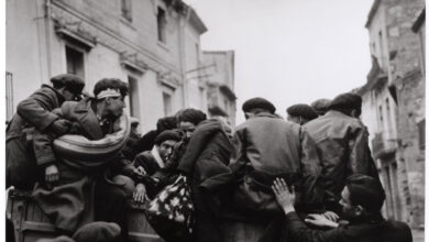 Robert Capa: “Gerçek En İyi Fotoğraftır” — Ara Güler Müzesi’nde bir ustanın izinde 19 Robert Capa Gercek En Iyi Fotograftir 000