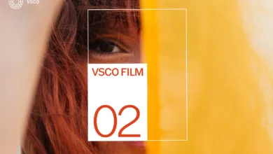 VSCO, film benzeri Lightroom ön ayarlarını geri getiriyor, ancak bir şart var 4 awhite box with red text is around the eye of a person with red hair surrounded by a yellow scarf